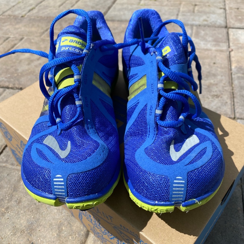 Women Brooks Pureconnect 2. Size 10.